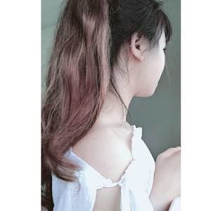 Meet your Posher, Linh